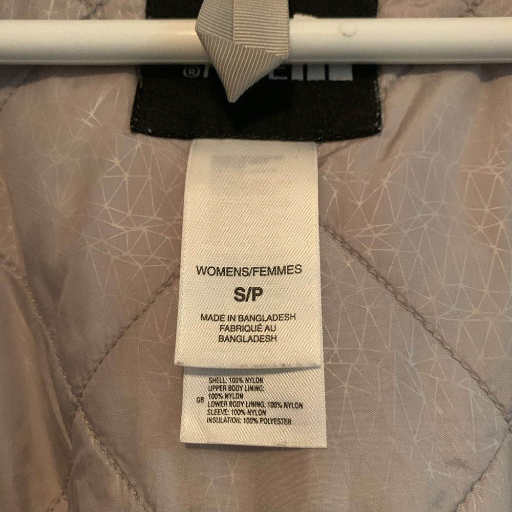 NorthFace Fall/Spring Jacket Beige colour - Picture 4 of 12